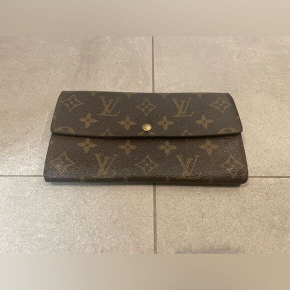 2 Item Bundle Bottega Veneta Heels - Sz 7 - Zebra Open Toe Stiletto - LV Wallet - Picture 8 of 16